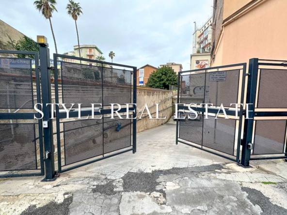 garage semiinterrato a corso gelone
